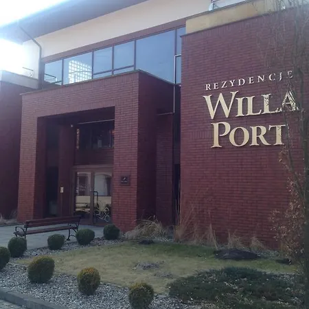 アパート Port *